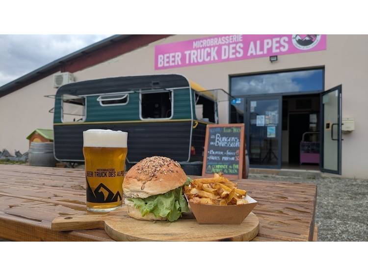 Photo 1 Beer Truck des Alpes