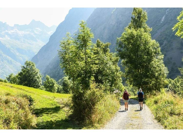 Photo 2 The Pisse waterfall