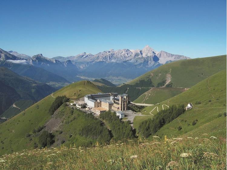 Photo 1 Notre Dame de la Salette :  Le Chemin de Croix et le vallon des Ablandins-Itinéraire pédestre