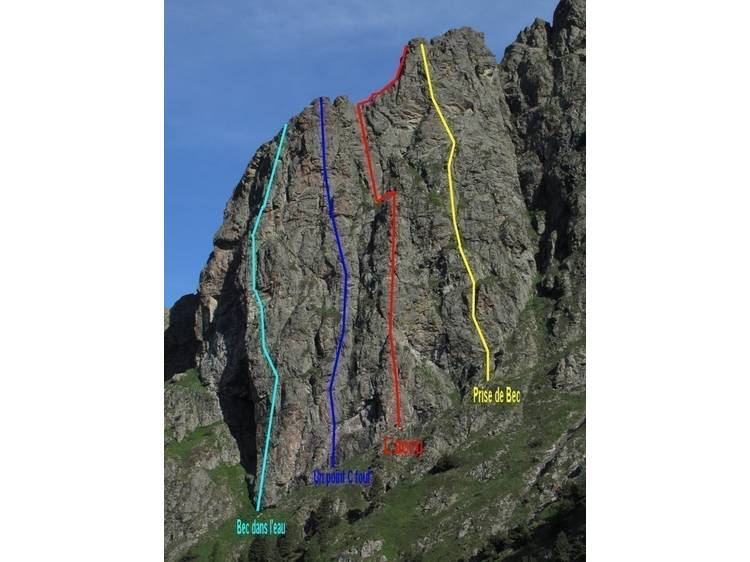 Photo  Multi-pitch climbing route  " Prise de Bec "