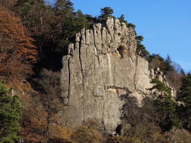 Photo  Climbing spot :  Le rocher de 11 heures (Siévoz)