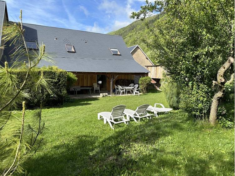 Photo 1 Gîte de La Peyrouse - de 2 à 15 pers