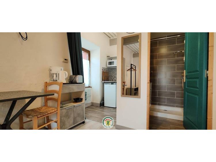 Photo 2 Le Mas du Lac - Lou Maseou - 2 à 3 people.