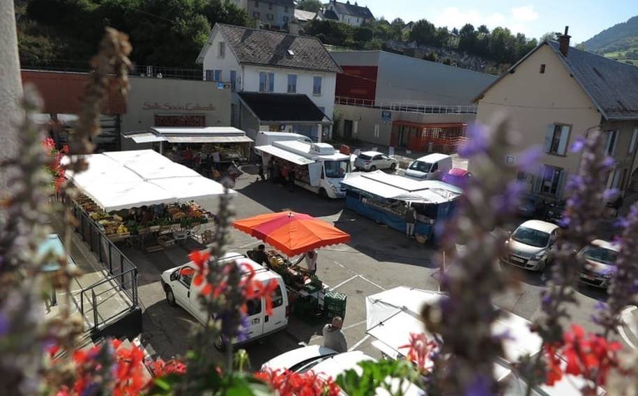 Marché de la Motte d'Aveillans