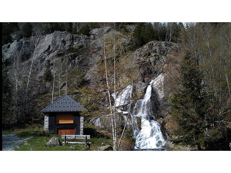 Photo 3 Paroi d'escalade de la Cascade secteur bas