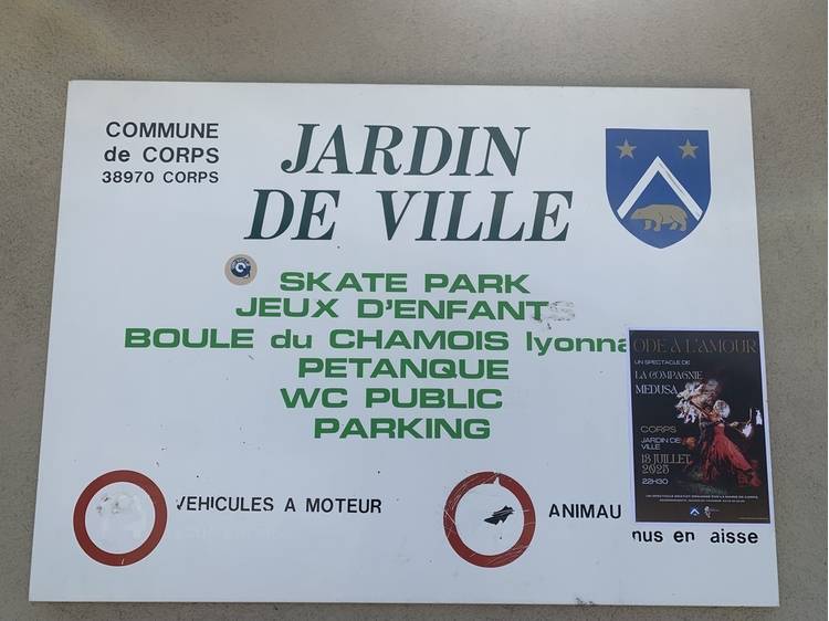 Photo 1 Aire de jeux - Corps - Jardin de ville