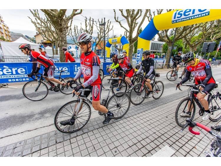 Photo  Course de la Résistance - épreuve cyclotouristique 140 km