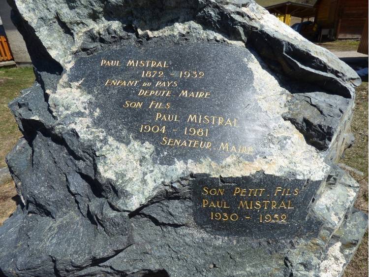 Photo 1 Mr. Mistral Memorial stone