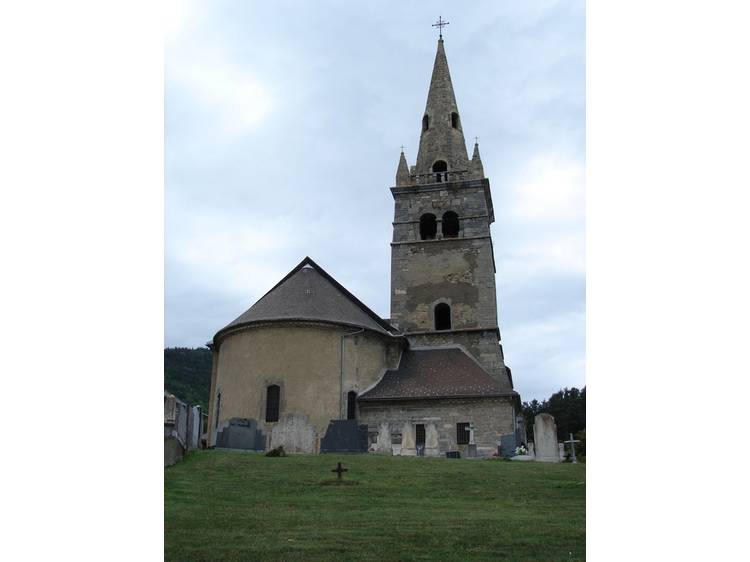 Photo 1 Chapelle Saint-Pierre-Julien-Eymard