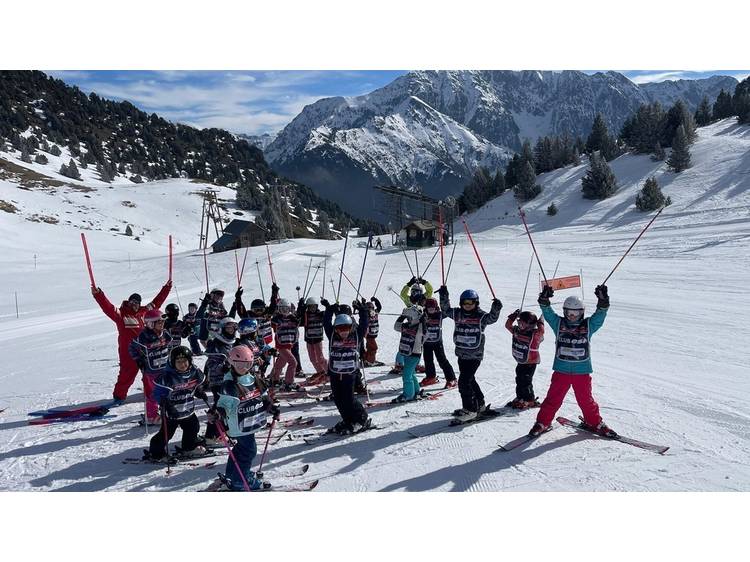 Photo 1 Cours de ski alpin avec l'ESF à l' Alpe du Grand Serre