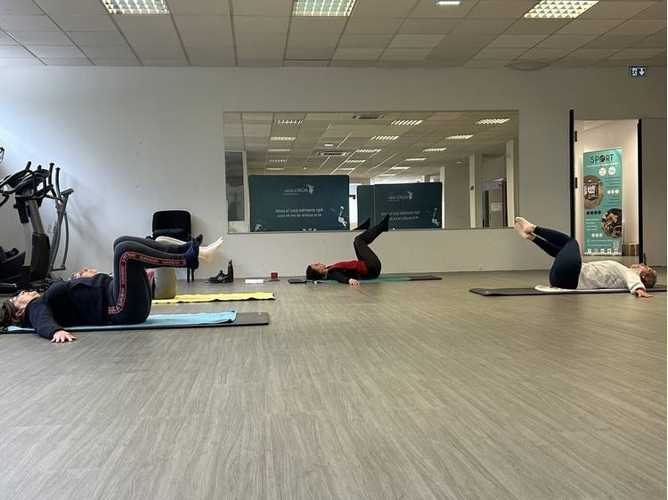 Photo 1 Stage de renforcement musculaire sur tapis