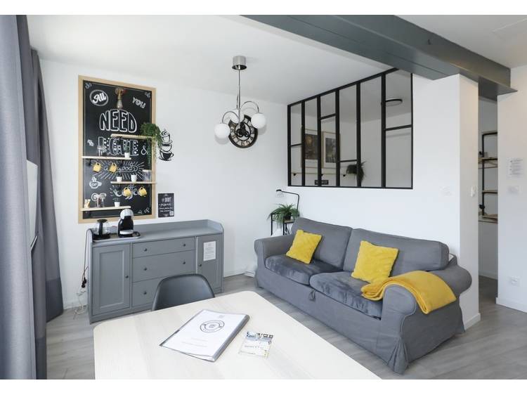 Photo 2 Breuil Station - Quai 2 - 2 adultes et 1 enfant