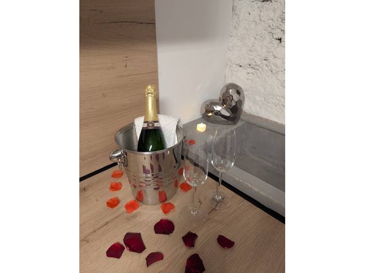 Photo 3 Loveroom - 2 people
