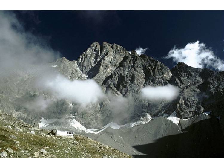 Photo 1 Rencontre avec un garde-moniteur du Parc national des Ecrins