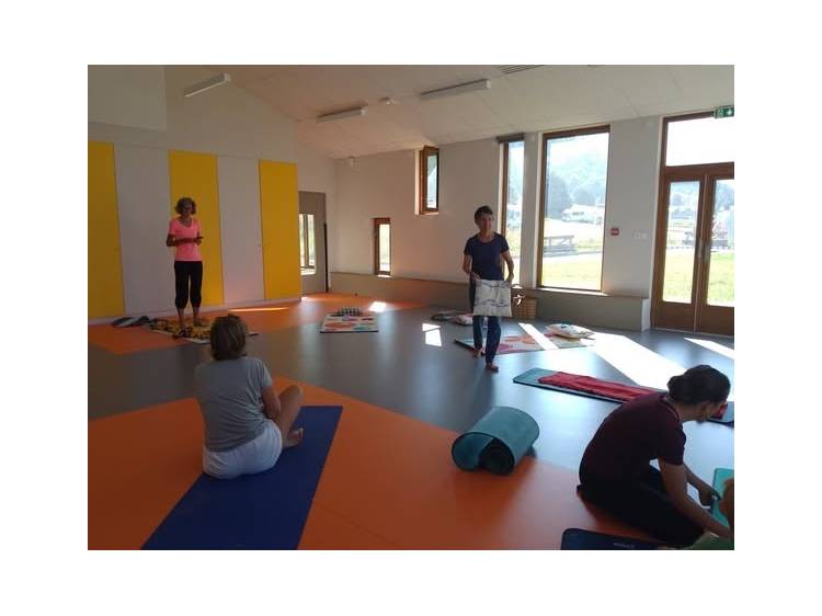 Photo 1 Yoga