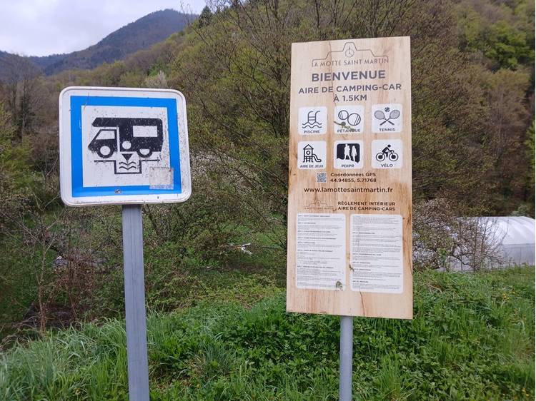 Foto 3 Aire de camping-car à la Motte Saint Martin