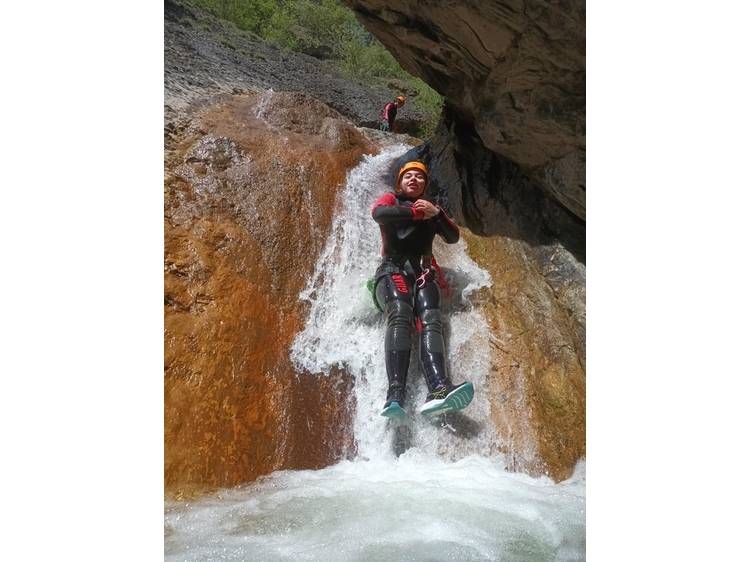 Photo 2 Canyoning découverte - Ecrins Spéléo Canyon
