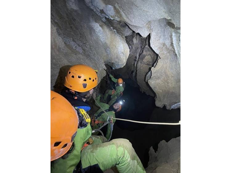 Photo 4 Spéléologie sportive - Grotte de la Résurrection avec Ecrins Spéléo Canyon