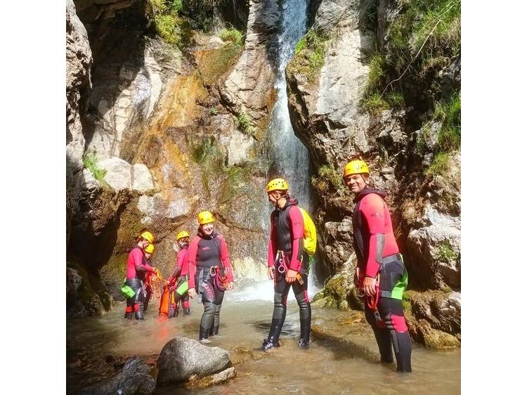 Photo 3 Canyoning sportif - Canyon de Val d'Estrèche avec Écrins Spéléo Canyon
