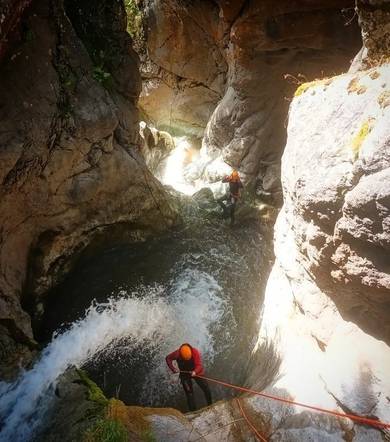 Canyoning sportif - Canyon de Val d'Estrèche avec Écrins Spéléo Canyon