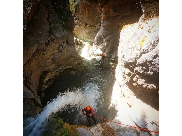 Photo 1 Canyoning sportif - Canyon de Val d'Estrèche avec Écrins Spéléo Canyon
