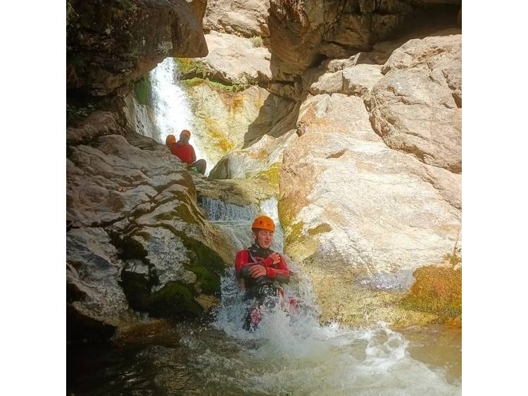Photo 8 Canyoning sportif - Canyon de Val d'Estrèche avec Écrins Spéléo Canyon