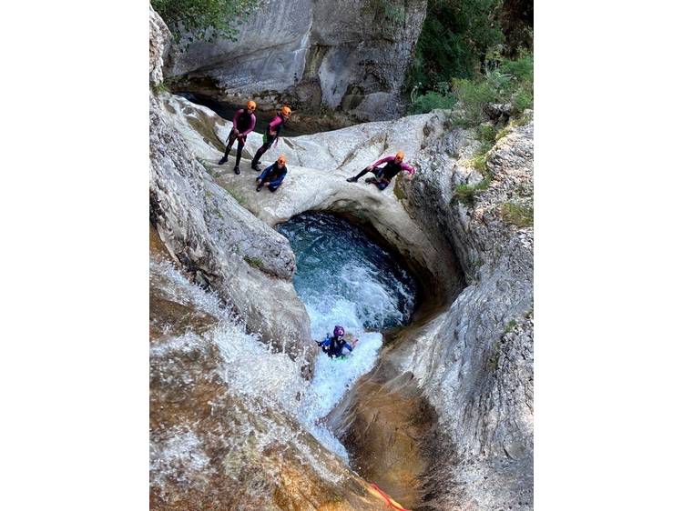 Photo 2 Canyoning découverte - Canyon de Rabou avec Ecrins Spéléo Canyon