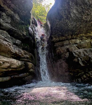 Canyoning découverte - Canyon de Rabou avec Ecrins Spéléo Canyon