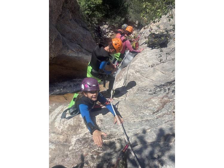 Photo 4 Canyoning découverte - Canyon de Rabou avec Ecrins Spéléo Canyon