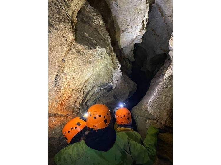 Photo 5 Spéléologie découverte  - Grotte de la Résurrection avec Ecrins Spéléo Canyon