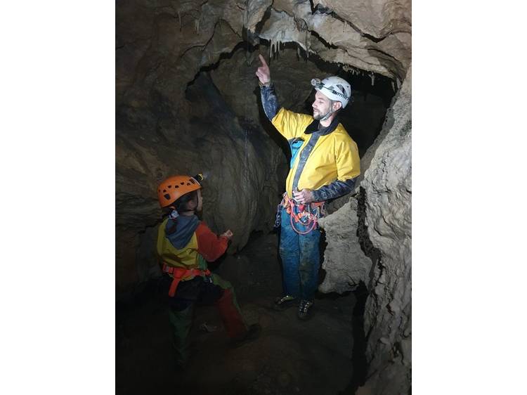 Photo 2 Spéléologie découverte  - Grotte de la Résurrection avec Ecrins Spéléo Canyon