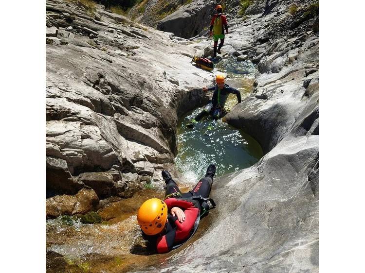 Photo 2 Canyoning sportif - Ecrins Spéléo Canyon