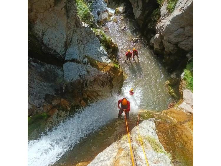 Photo 11 Canyoning sportif - Ecrins Spéléo Canyon