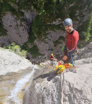 Canyoning sportif - Canyon de Peyron Roux avec Écrins Spéléo Canyon