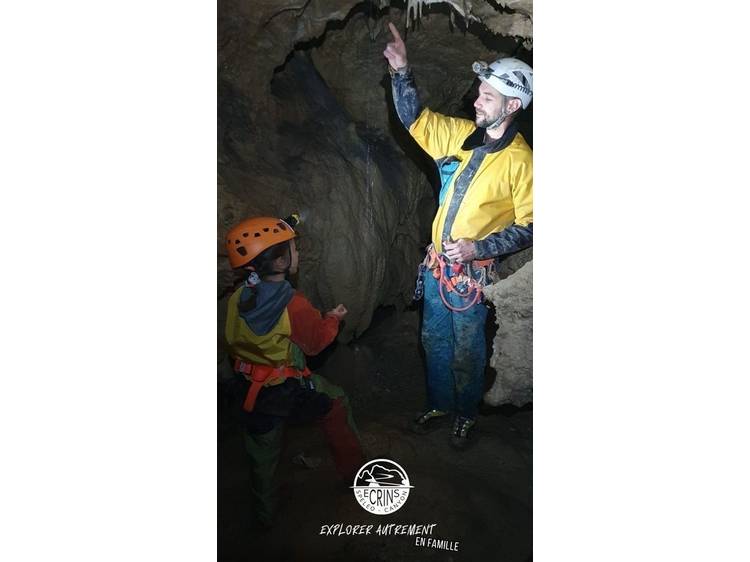 Photo 11 Spéléologie pour tous niveaux avec Écrins Spéléo Canyon