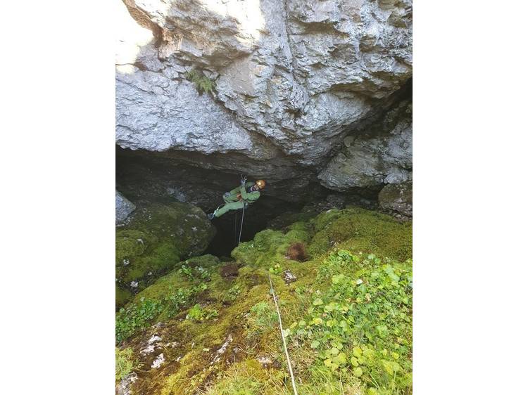 Photo 18 Spéléologie pour tous niveaux avec Écrins Spéléo Canyon