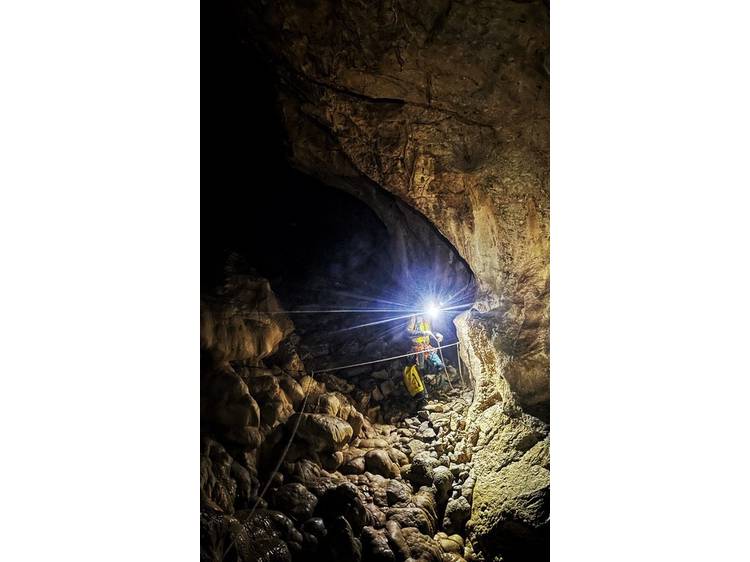 Photo 5 Spéléologie pour tous niveaux avec Écrins Spéléo Canyon