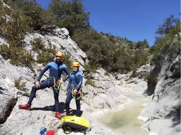Photo 1 Randonnée aquatique  - Canyon découverte "Les Marmites du Diable" avec Ecrins Spéléo Canyon