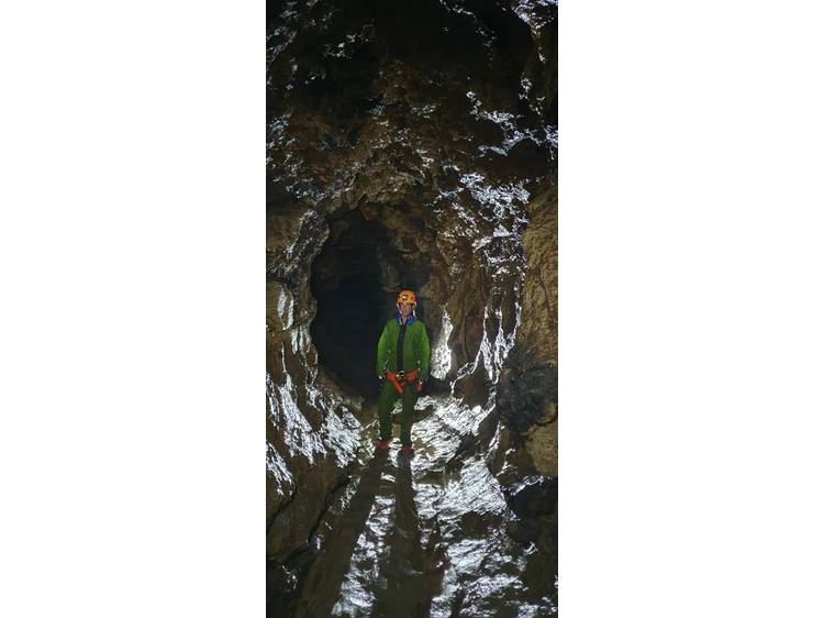 Photo 6 Spéléologie sportive - Grotte du Puits des Bans - Dévoluy  avec Ecrins Spéléo Canyon