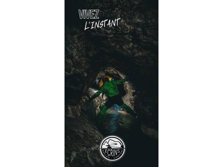 Photo 1 Spéléologie découverte - Grotte du Puits des Bans avec Ecrins Spéléo Canyon