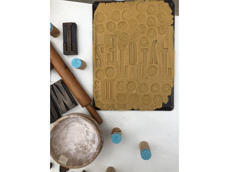 Photo 1 Atelier Gravure - marques à pain et estampes à biscuits