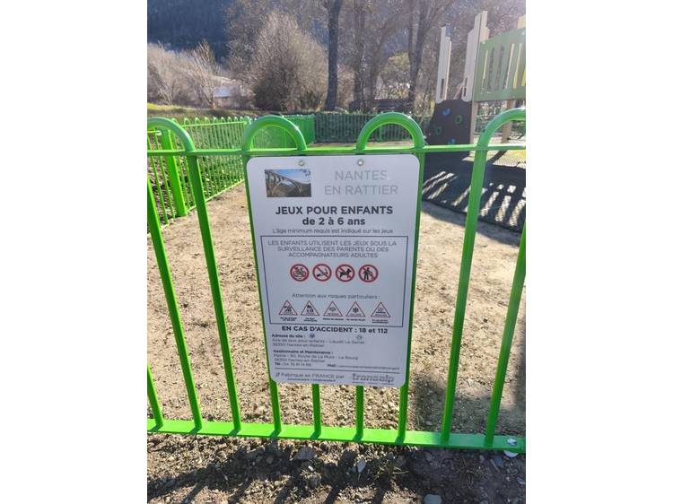 Photo 2 Aire de jeux et City Parc de Nantes en Rattier