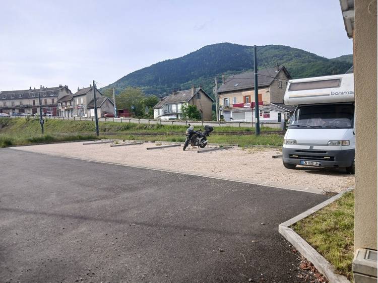 Photo 1 Aire de camping-car à La Motte d'Aveillans
