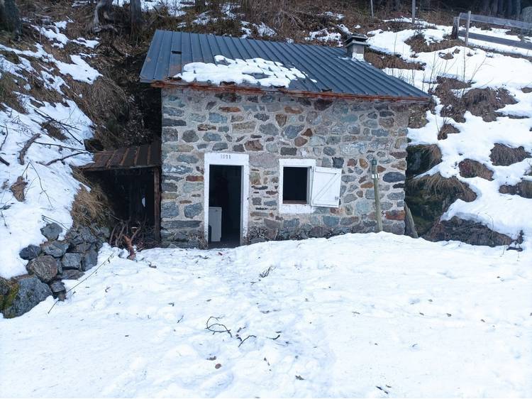 Photo 1 Cabane non gardé : refuge du Rif Bruyant