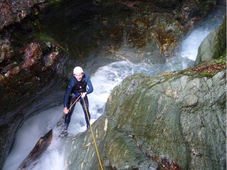 Photo 1 Activité Canyoning avec Le Bureau des Guides du Mont Aiguille