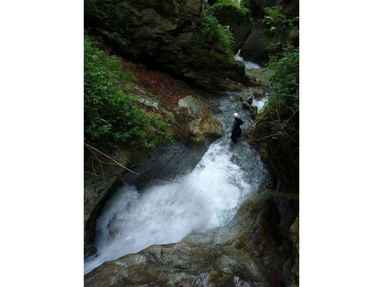 Photo 2 Activité Canyoning avec Le Bureau des Guides du Mont Aiguille