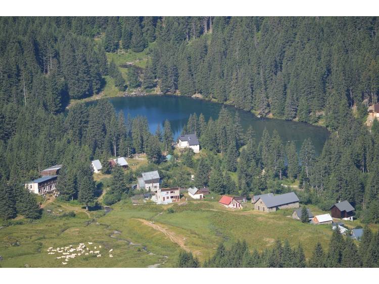 Foto 9 Lac Fourchu et le Plateau des lacs