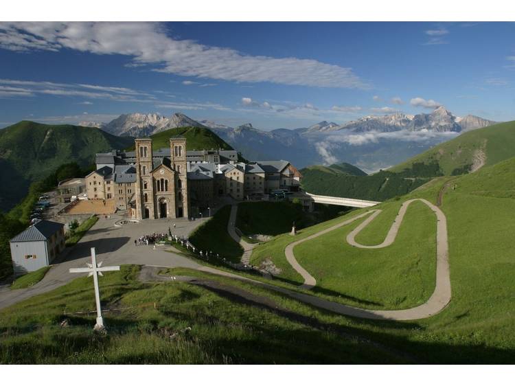 Photo 1 Sanctuary Hotel of La Salette