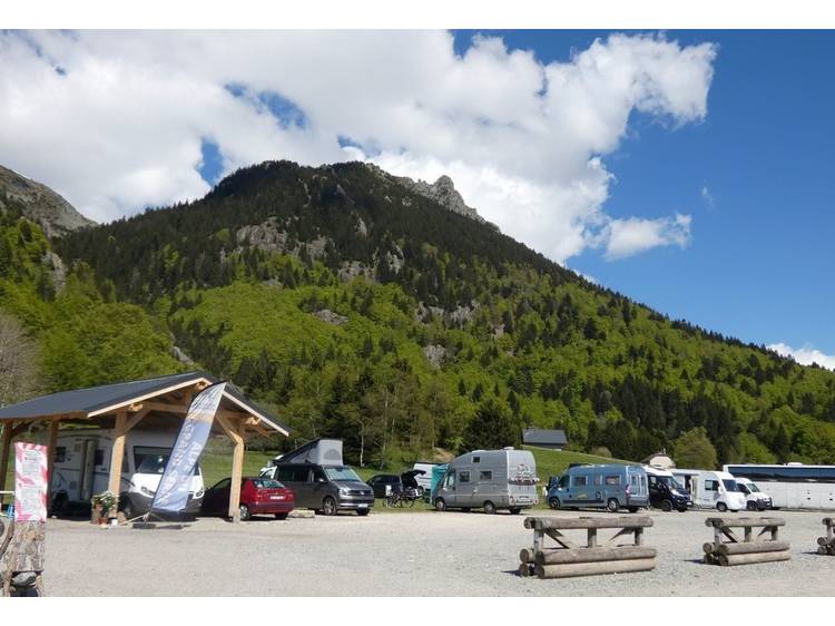Photo 2 Bivouac caravan area of Alpe du Grand Serre