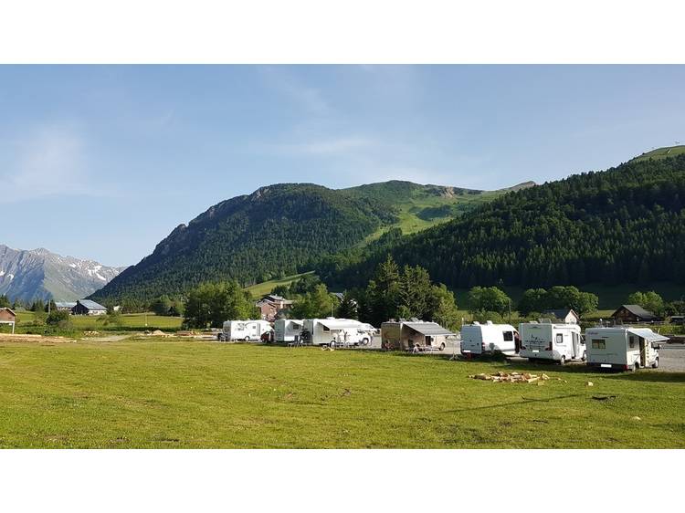 Foto 3 Aire de bivouac camping-car de l'Alpe du Grand Serre